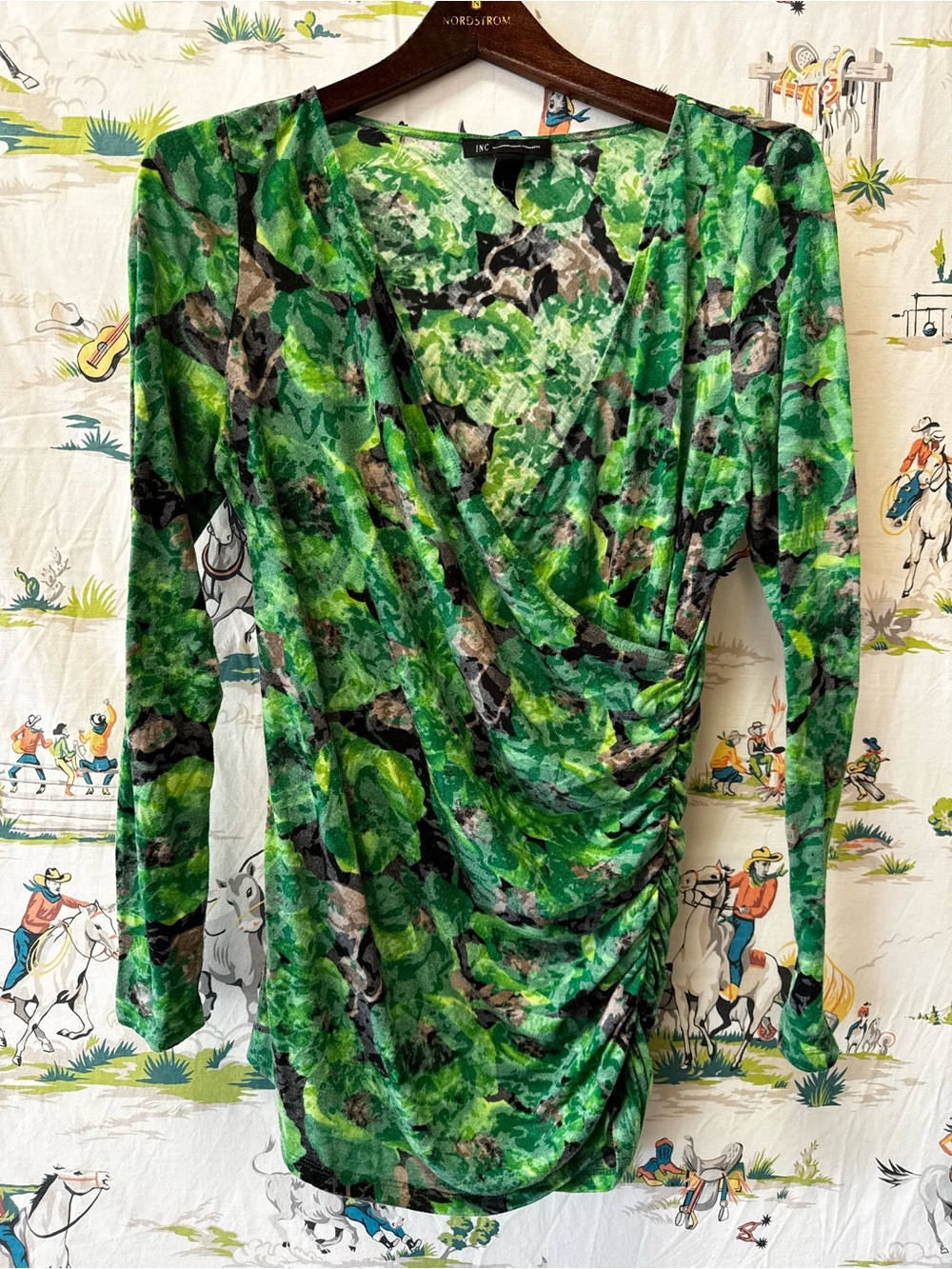 INC International Concepts Green Printed Ruched Long-Sleeve Shirt size large